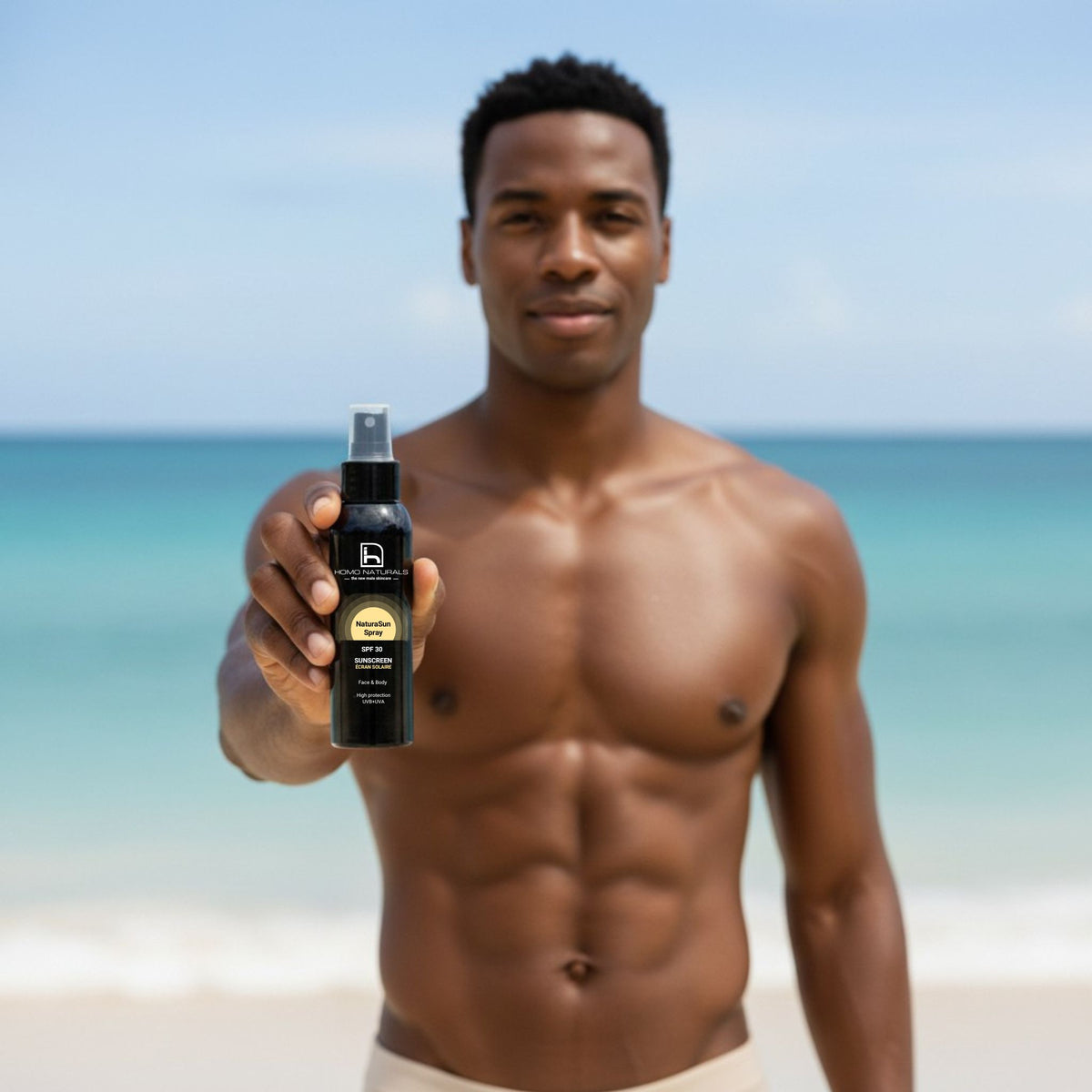Protector solar natural en spray que no deja rastro blanco. Fórmula vegana y de rápida absoción ideal para hombres que buscan un protector solar natural y fácil de aplicar. SPF30. Filtro físico + químico.